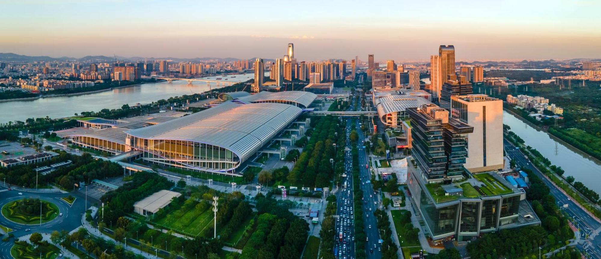 Baolidian Yage Hotel: Canton Fair Shuttle & Zhujiang Xincheng Location Exterior photo